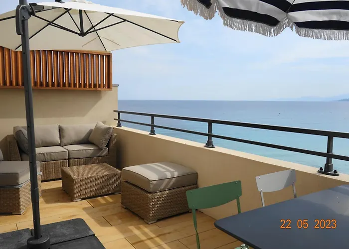 L'ambre LʼÎle-Rousse